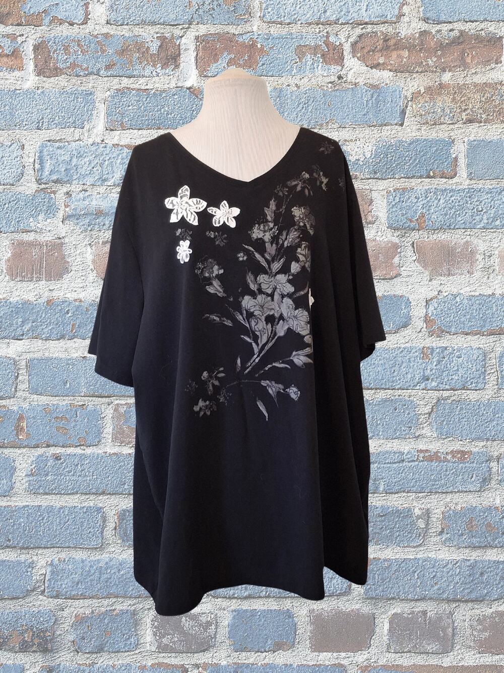 Liz & Me Botanical Top Size 3X